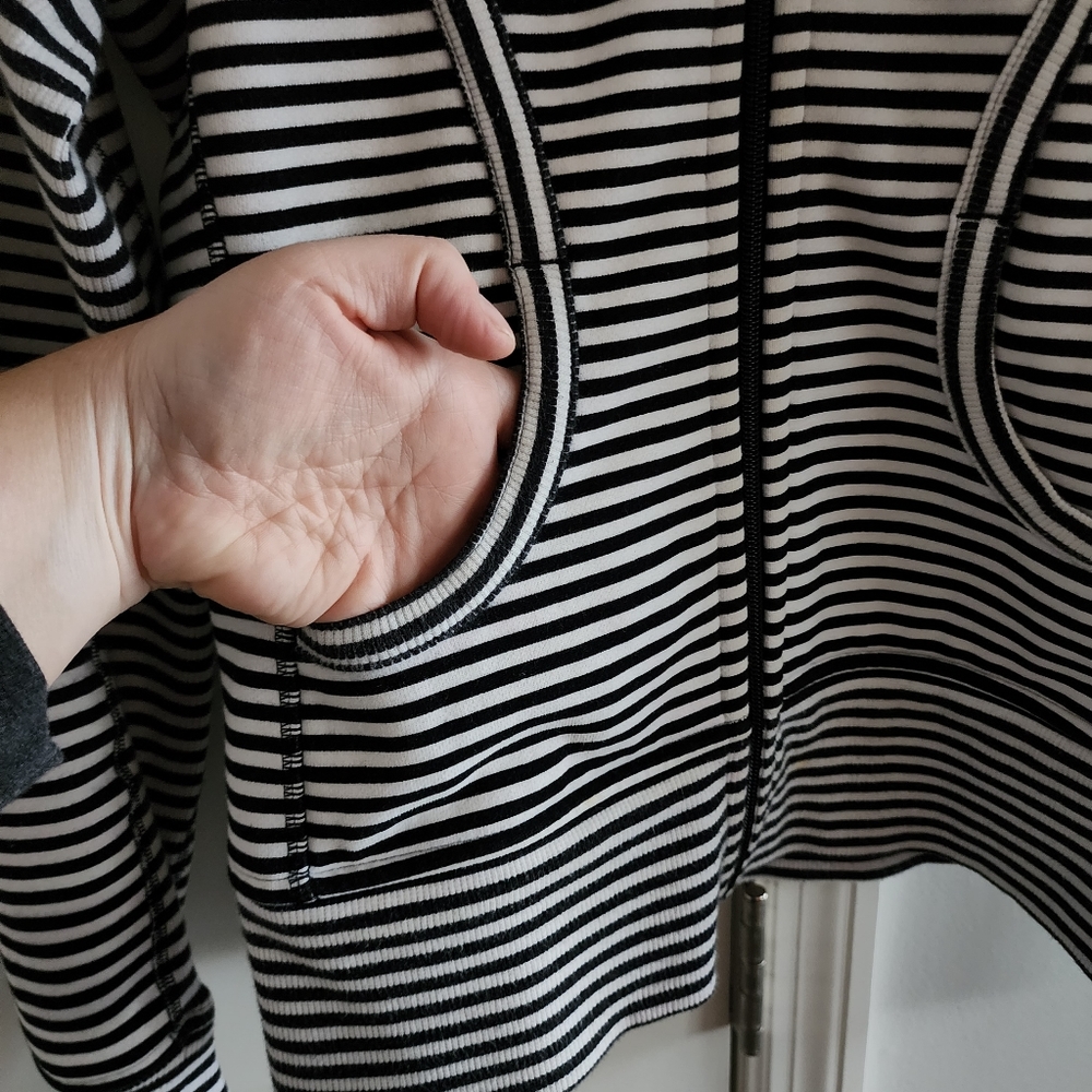 Lululemon Scuba Hoodie II In Maple Stripe - Picture 12 of 14